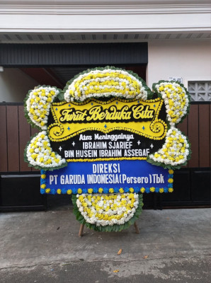 Papan Bunga Duka di Kayumalue Pajeko